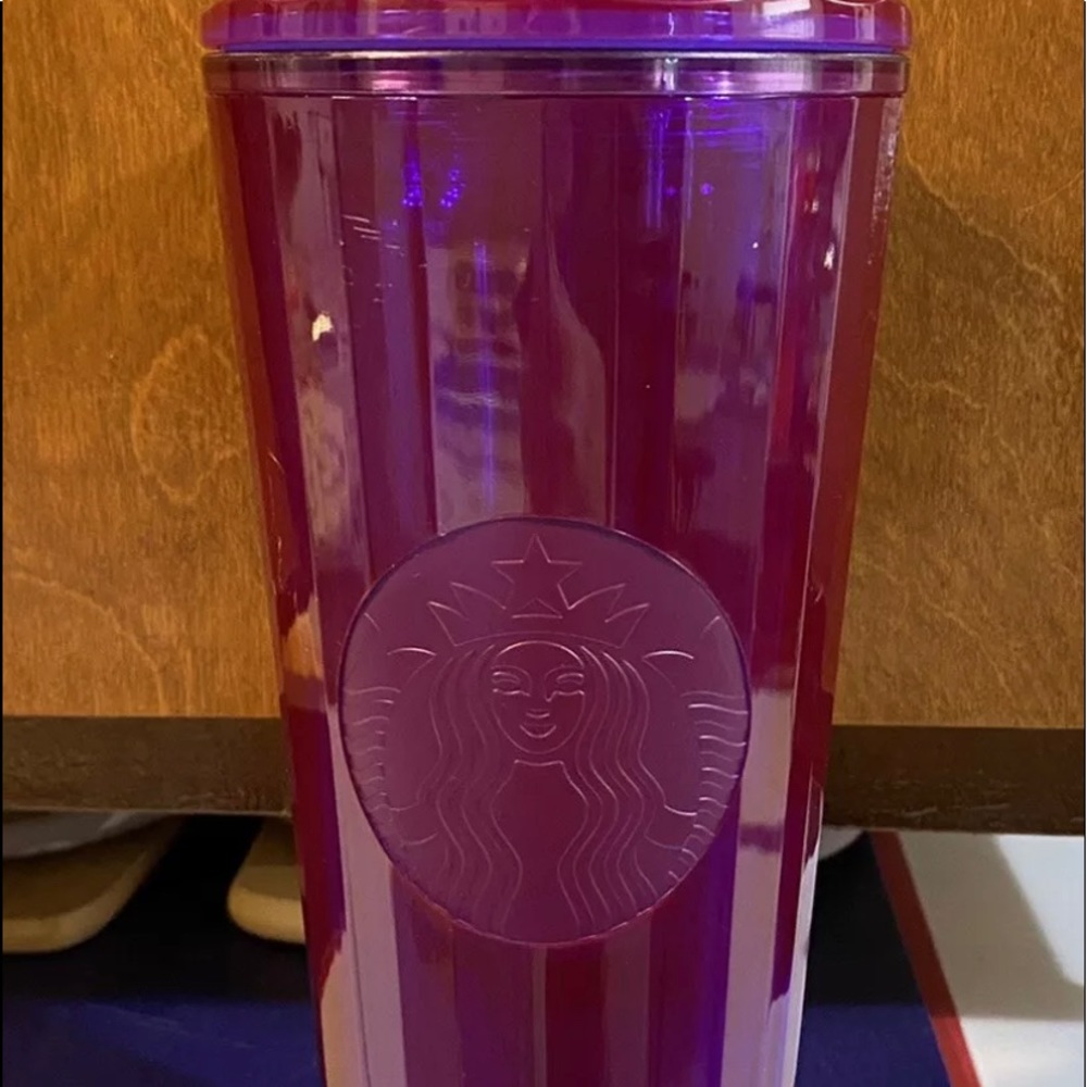 STARBUCKS DARK PINK FUCHSIA 24 OZ VENTI FACETED TOP TUMBLER CUP NEW PRETTY COLOR